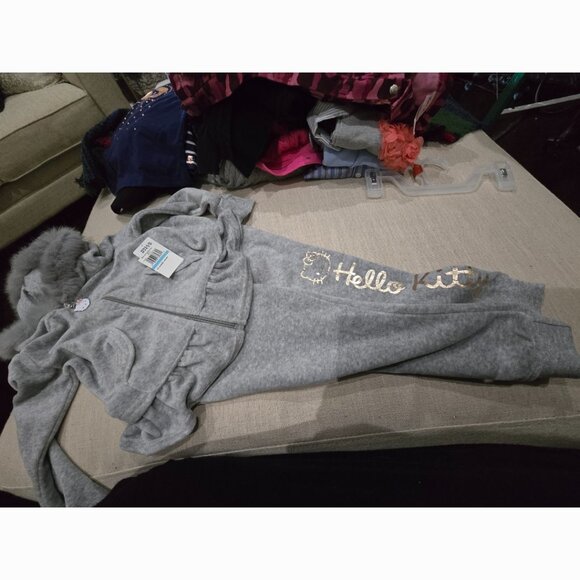 RESERVED Girl"s bundle for @johncharliz - Picture 15 of 16